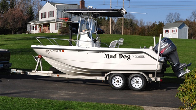 BOAT LETTERING-DO IT YOURSELF-VINYL LETTERING-BOAT GRAPHICS-CUSTOM